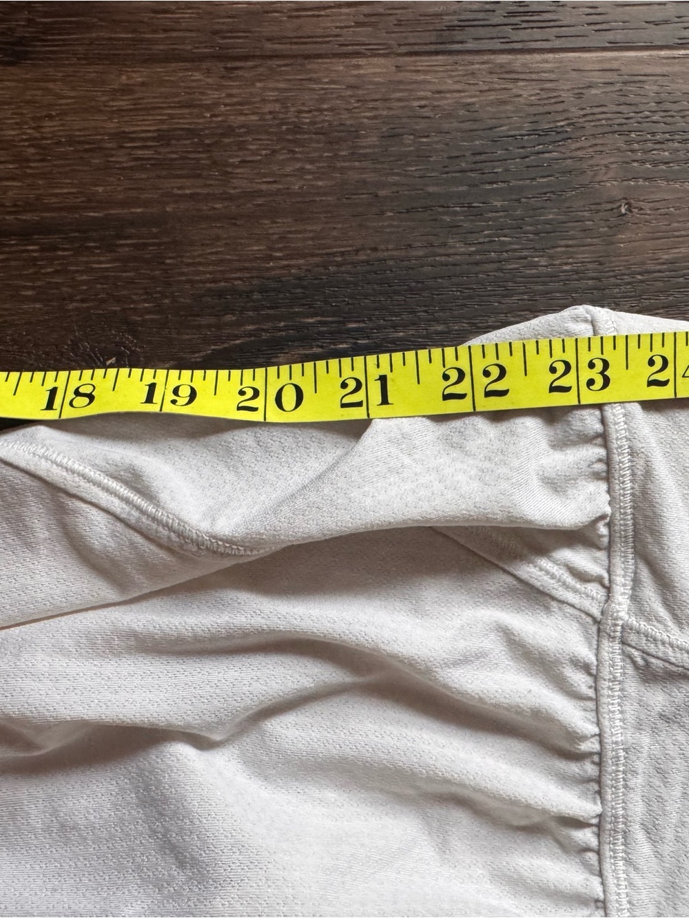 Lululemon top bundle - Picture 6 of 13